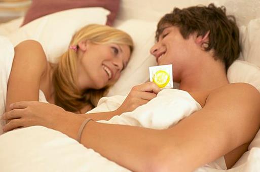 同房時避孕套破裂了該怎么補救