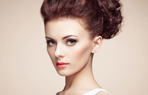 如何選擇化妝刷 材質清潔度影響妝容