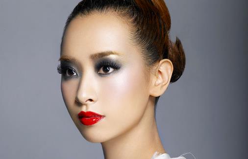 告別尷尬妝容5大禁忌！