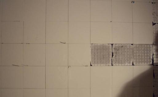 瓷磚脫落如何自行修補(bǔ)？