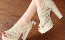 高跟鞋這樣穿 氣質舒適兩不誤