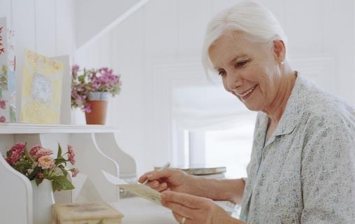 老年人要學會鑒別養生信息