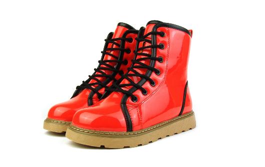 鞋臭咋辦?給鞋子除臭的小訣竅