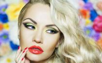 T臺(tái)偷來的彩妝技巧 讓你充滿活力 