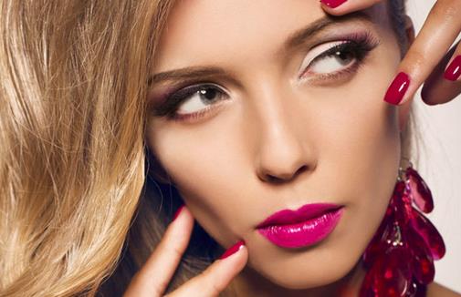 神奇占卜術 從妝容看穿她的個性