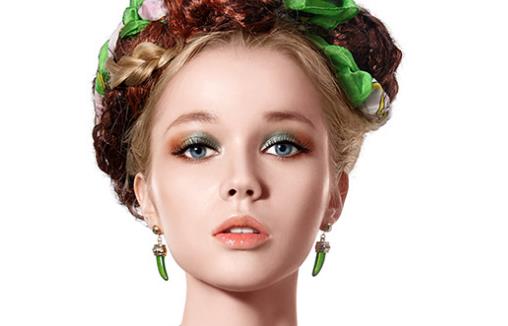 美妝達(dá)人教你魅惑異域妝