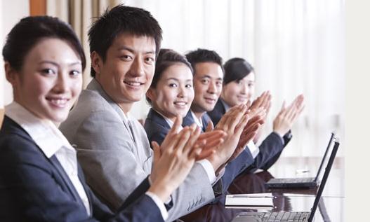 學(xué)會管理老板：不要躲在角落