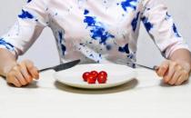 職場(chǎng)三低族增加 恐致失眠心悸過勞死