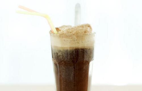 喝碳酸飲料有哪些危害？