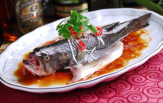 清蒸鱸魚怎么做?鱸魚的做法