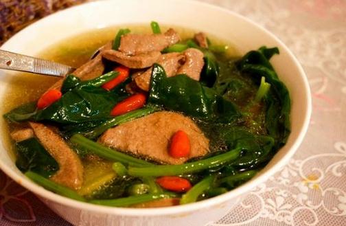 推薦兩款營(yíng)養(yǎng)豬肝湯的做法