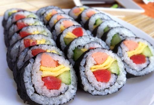 飯點時間到!韓國紫菜包飯的做法