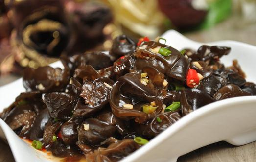 木耳有哪些保健功效？