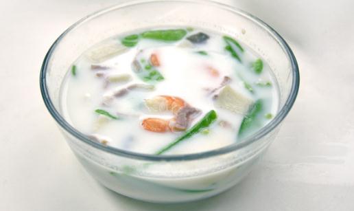 雞蛋里加輔料讓寶寶的飲食更營養(yǎng)