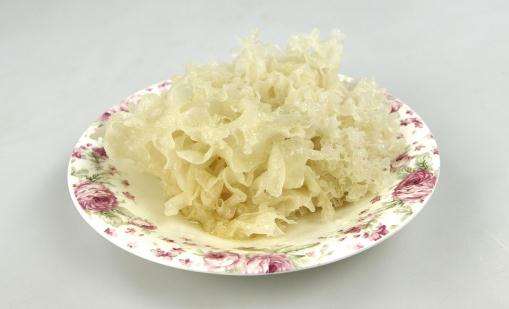 好的銀耳有什么特點？