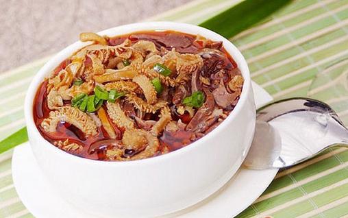 冬季來一碗美味的羊雜湯吧！