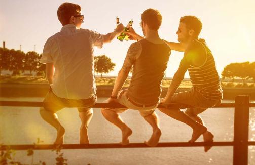 過(guò)量飲酒有哪些危害