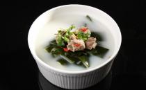 體寒的人的御用湯飲：海帶排骨湯