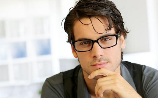 戴眼鏡真的會加深度數?