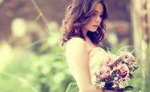 女人乳房不適是什么原因？