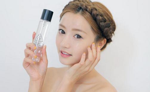 爽膚水不止能補(bǔ)水 爽膚水的妙用