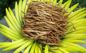 【干黃花】干黃花的營養價值_干黃花怎么做好吃_干黃花的做法大全