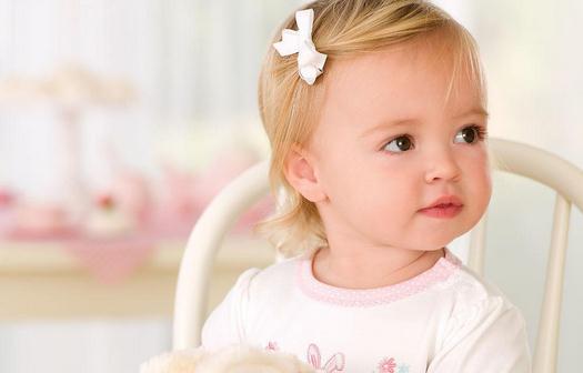 如何預(yù)防寶寶嘴唇干燥起皮？