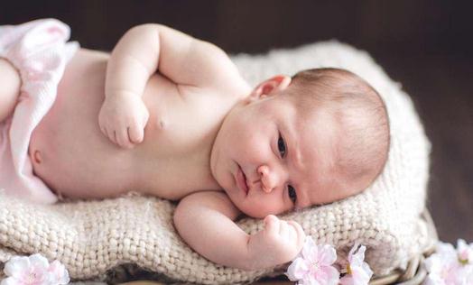 肋骨外翻竟是因為褲腰帶太緊!