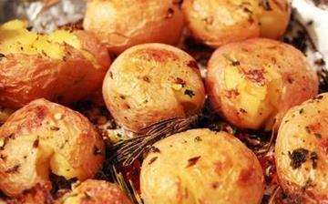 【烤土豆】烤土豆的營養價值_烤土豆怎么做好吃_烤土豆的做法大全