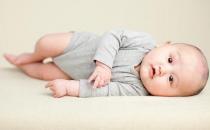 這樣給寶寶美容小心反倒毀容！