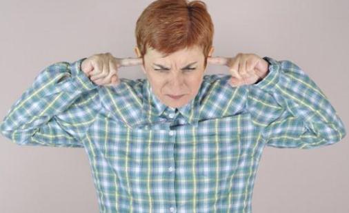 莫名耳鳴可能是聽(tīng)神經(jīng)瘤