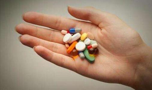 老人長期服藥需要注意的事項