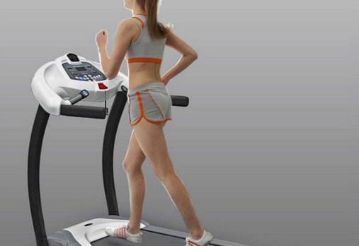 在跑步機(jī)上看電視小心傷眼!