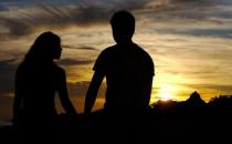 對視8秒比甜蜜語言還動人！