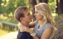 從男人的擁抱方式看出他的內心