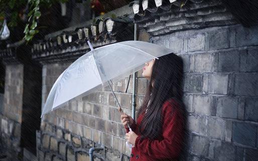 月經(jīng)少而黑是怎么回事