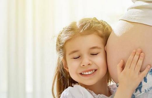 做羊水穿刺疼嗎？做羊水穿刺有風險嗎