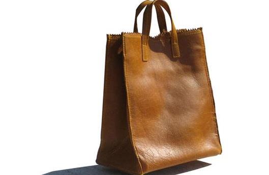 皮包被染色?幾個(gè)妙招幫你輕松解決!