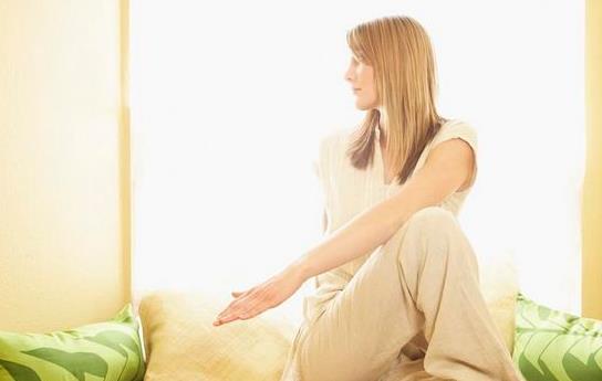 產后乳頭內陷的癥狀與病因