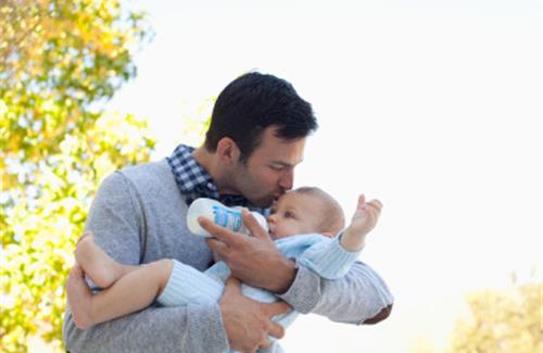 新生兒顱骨凹陷的原因 新生兒顱骨凹陷的癥狀