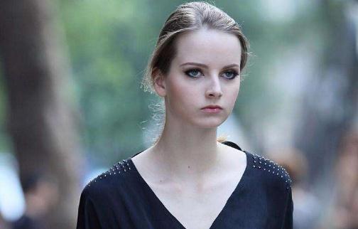 少女泌乳是怎么回事 剖析青春期女孩泌乳的原因