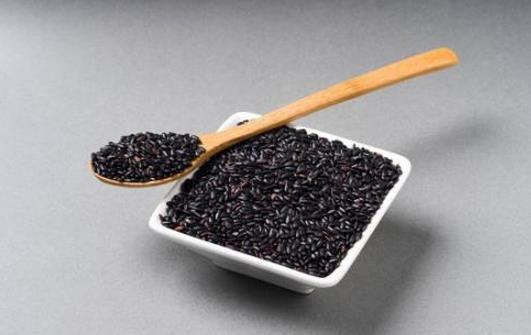 冬季補(bǔ)腎多食這些黑色食物