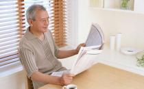 老人總是流淚是怎么回事