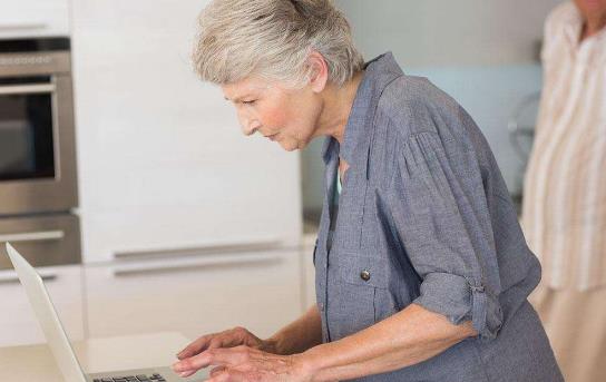 年邁老人晚上失眠怎么辦