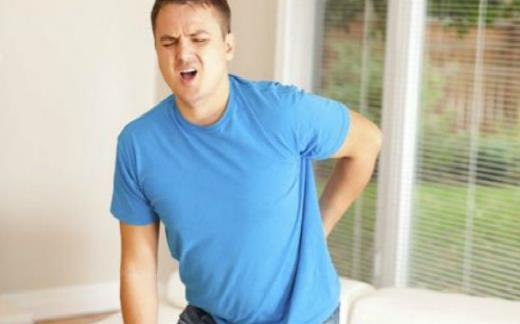 導致男性和女性腰痛的原因各是哪些