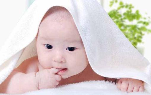 孩子發燒查出原因 別忙輸液