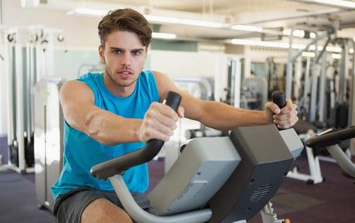 健身這事兒千萬不能太拼！