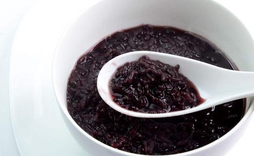 多吃紅糖就能補血？揭秘女性補血的誤區