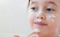 秋冬季節給寶寶洗澡要注意這些環節