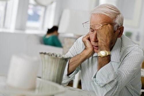 自己情緒低落時該如何調(diào)理